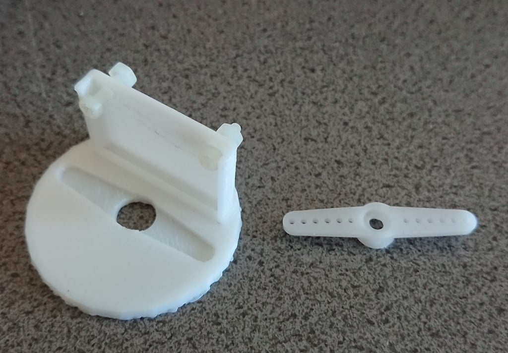 Raspberry Pi camera to SG90 mount (pan only)