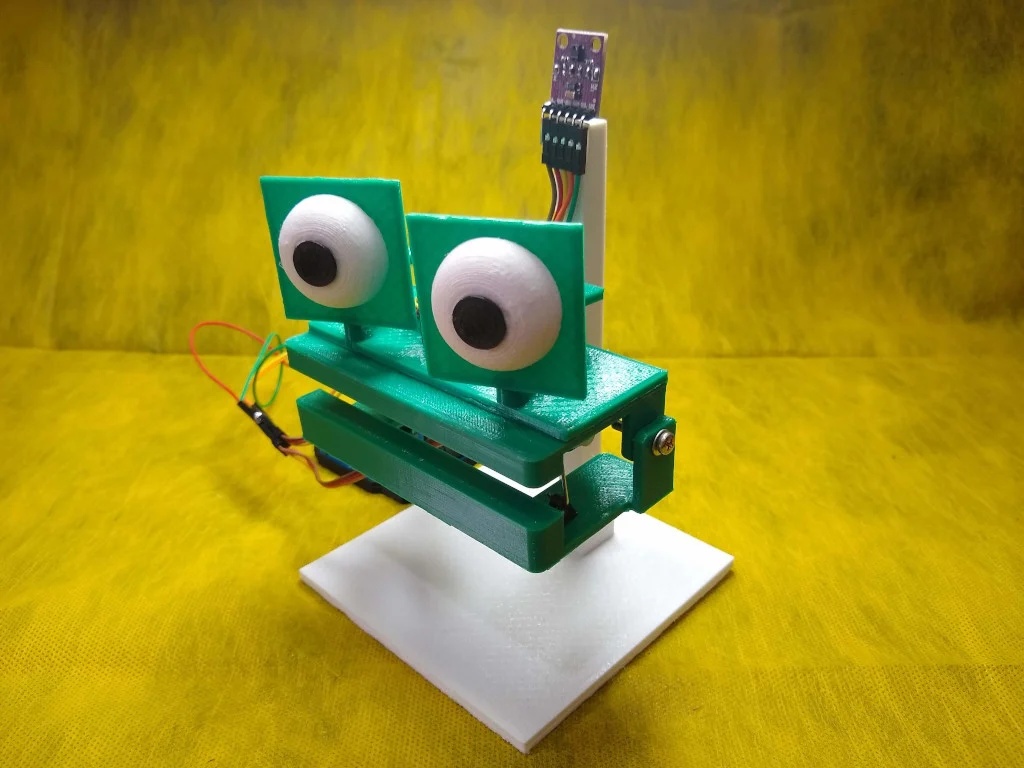 Frog - Meu primeiro Animatrônico (Sapuino)