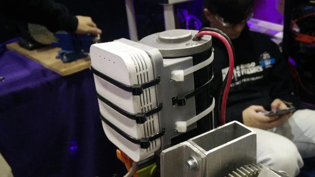 FRC Radio Cim Motor Vertical Holder