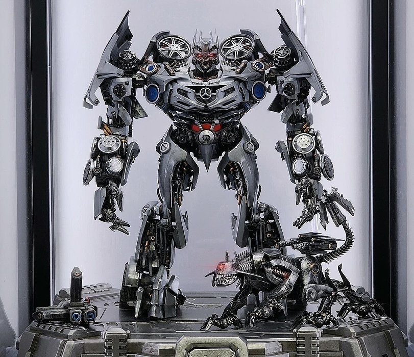 Transformers - SoundWave - action figure