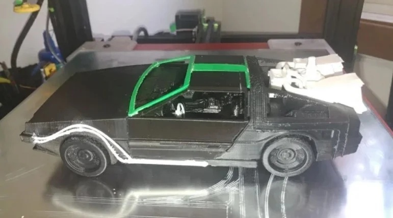 BACK TO THE FUTURE DELOREAN