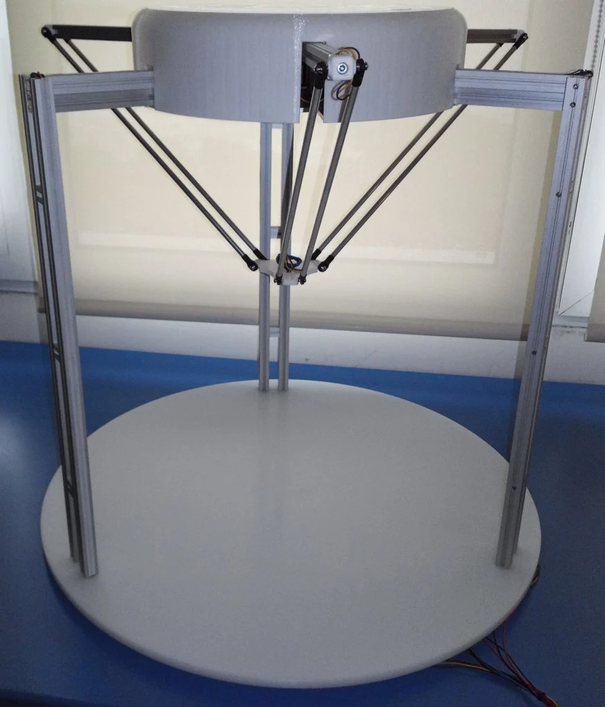 Robot arms. Delta type. MECADUINO