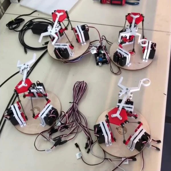 Animatronic Stewart Platform