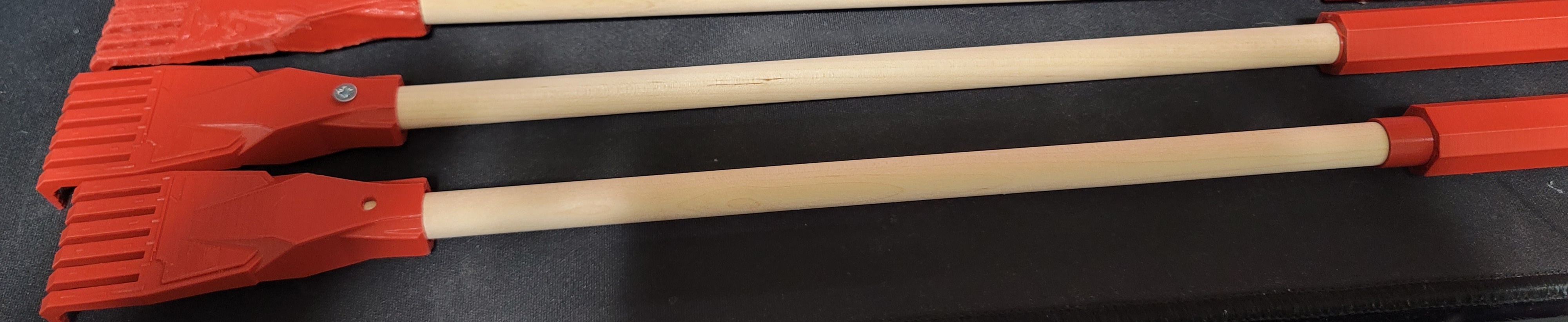 ROBOT HAND BACK SCRATCHER