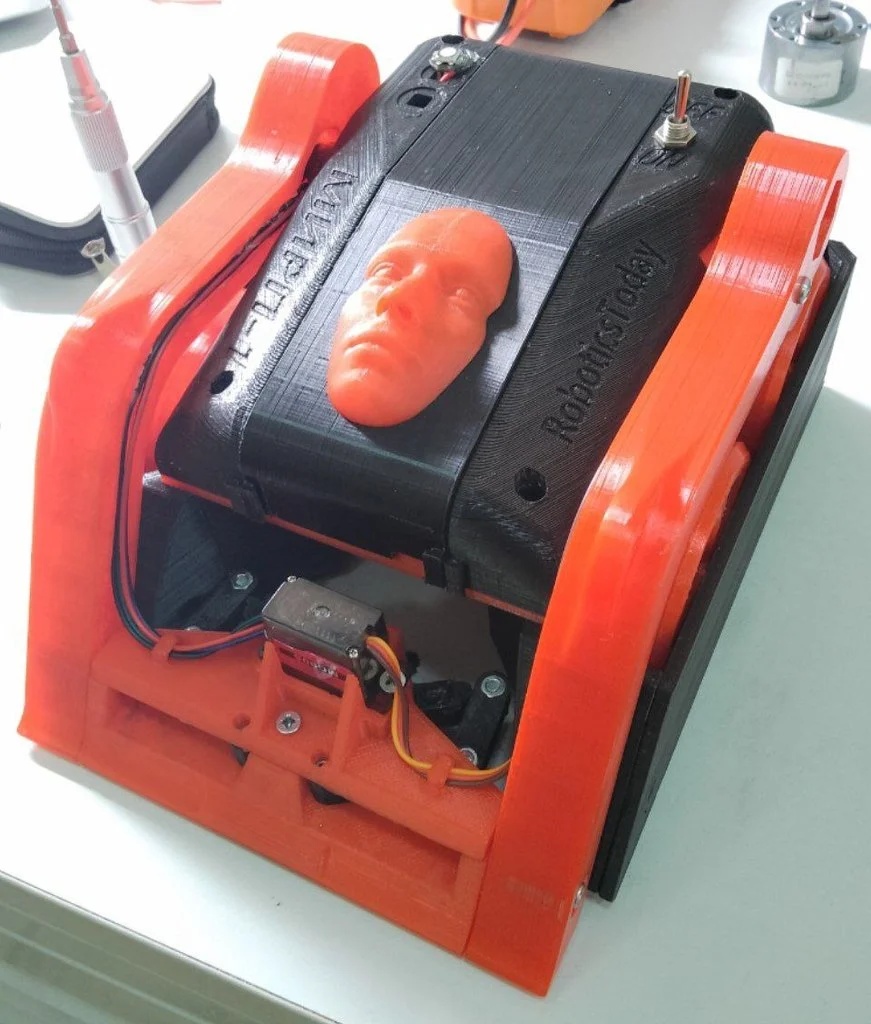 Project practice robot - Engineering game