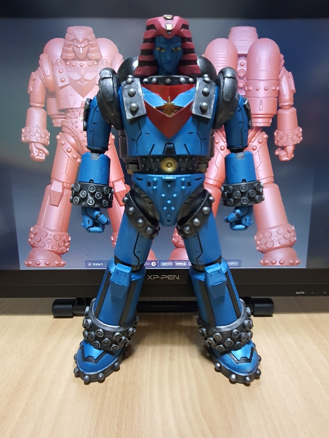 GIANT ROBO