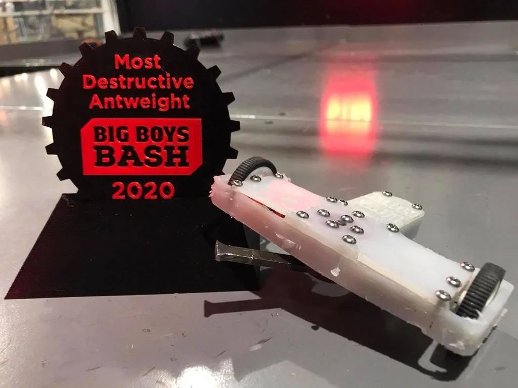 LowMow - Antweight Under Cutter Battle Bot