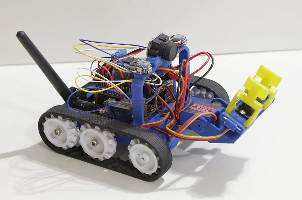 Robot Arm with Gripper