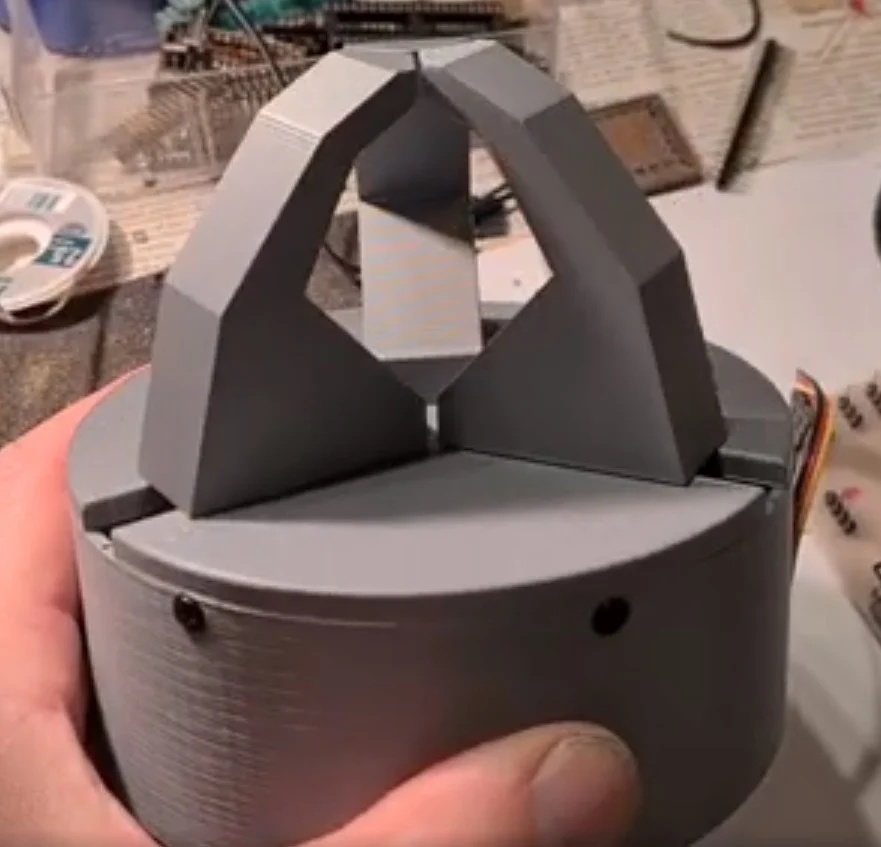 Robot tri claw