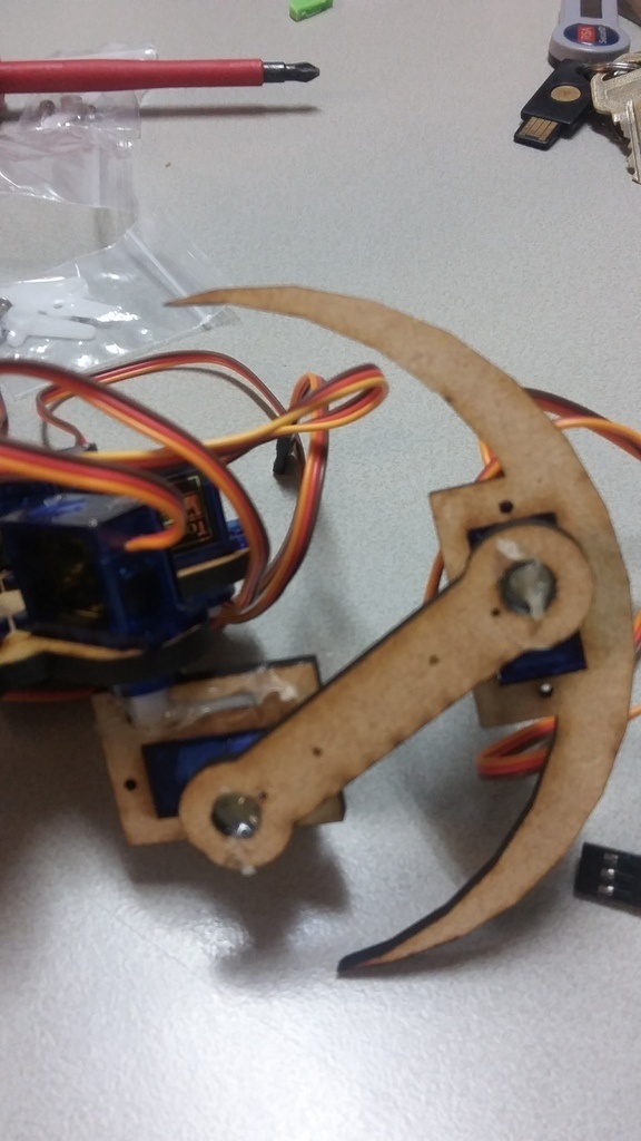 LASER-CUTTED HEXAPOD