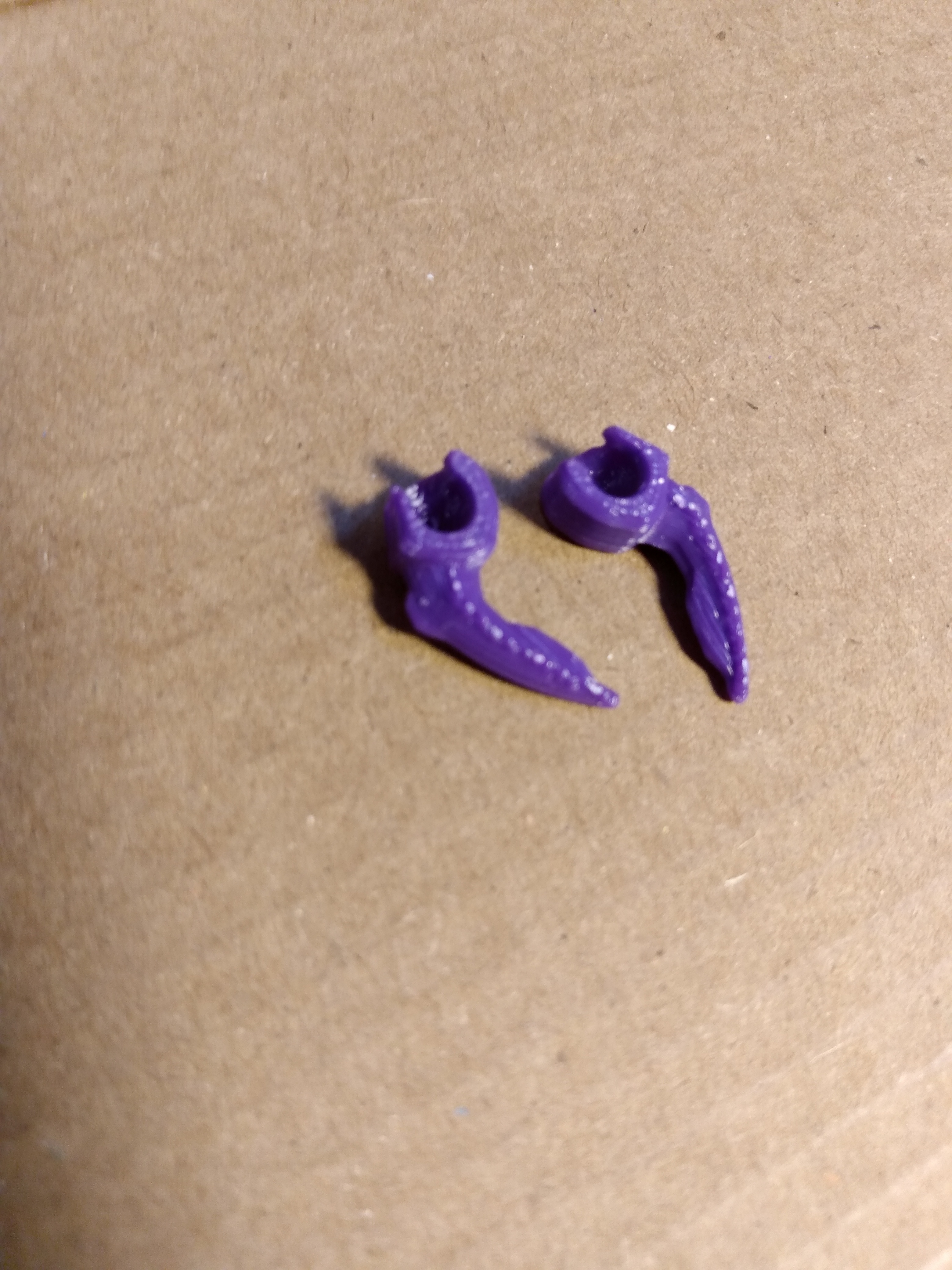 ANIMATED BLACKARACHNIA SPIDER FANGS