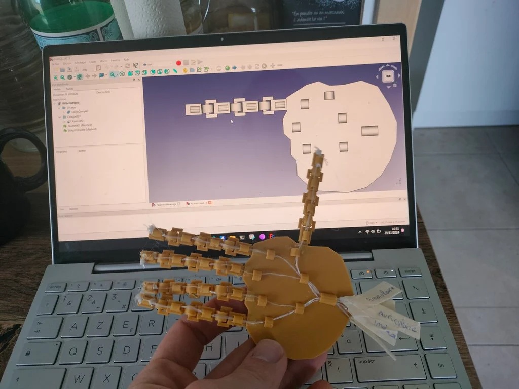 Basic Robot Articulated Hand