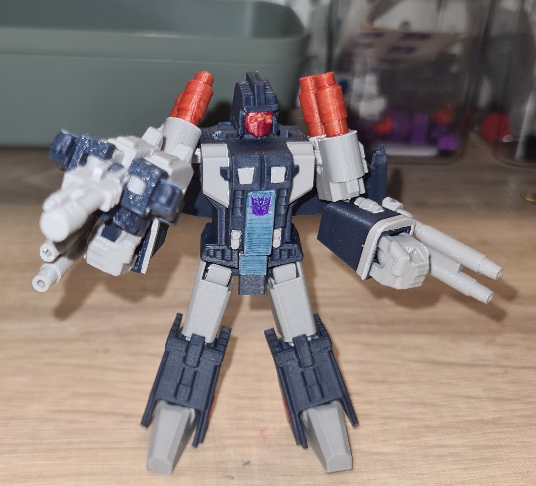 G1 ACTIONMASTER STYLE DECEPTICON TARGETMASTER TRIGGERHAPPY AND BLOWPIPE