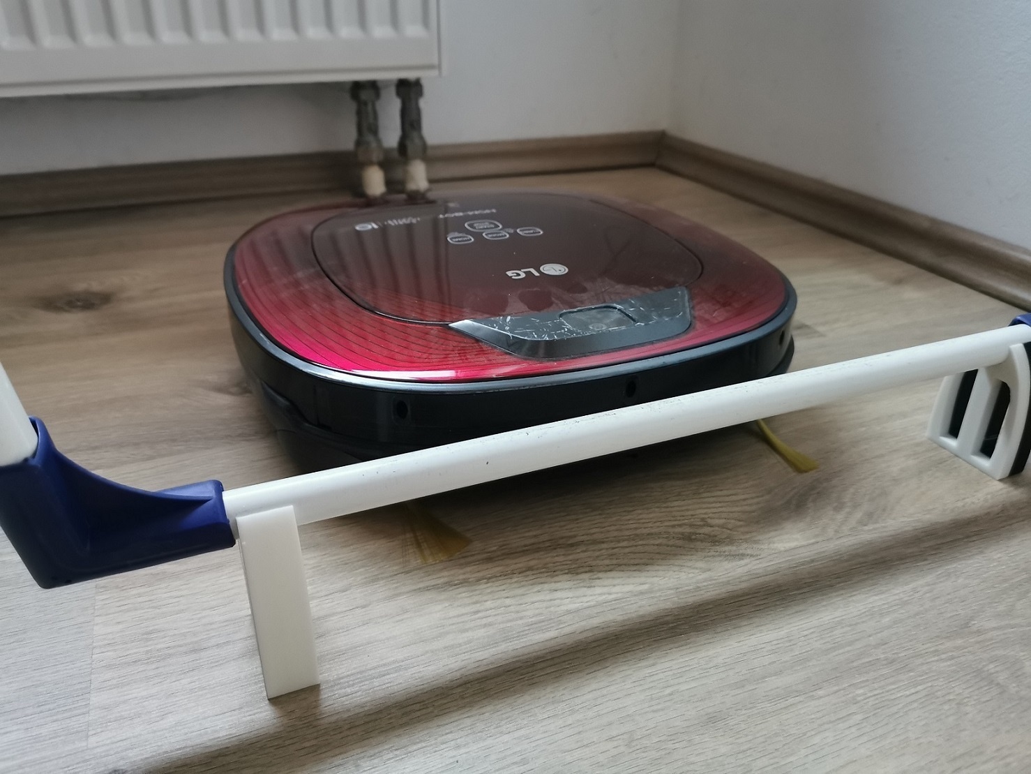 UNIVERSAL WÄSCHESTÄNDER ÜBERFAHRSCHUTZ FÜR SAUGER ROBOTER // VACUUM CLEANER PROTECTION