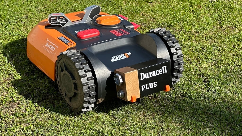 Counterweight for the Landroid robotic lawnmower (9v battery style)