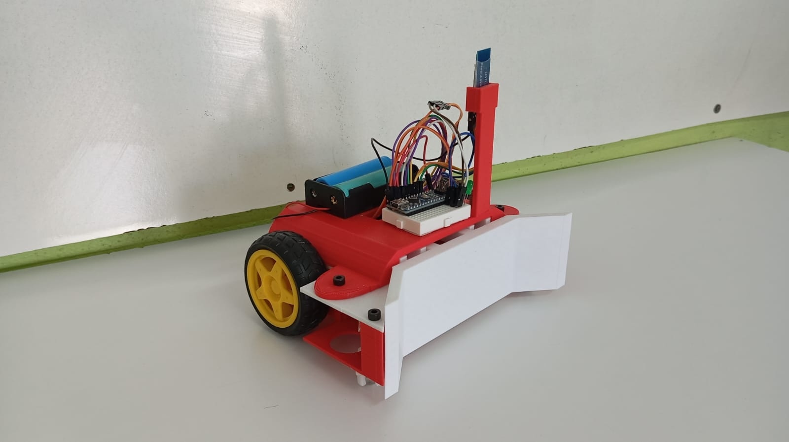 ARDUINO BLUETOOTH FOOTBALL ROBOT CHASSIS