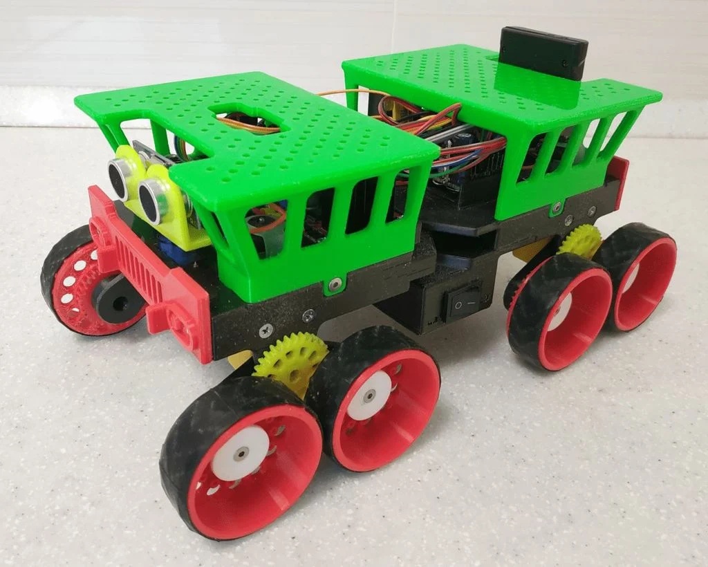 8 wheel articulated rover with remote control