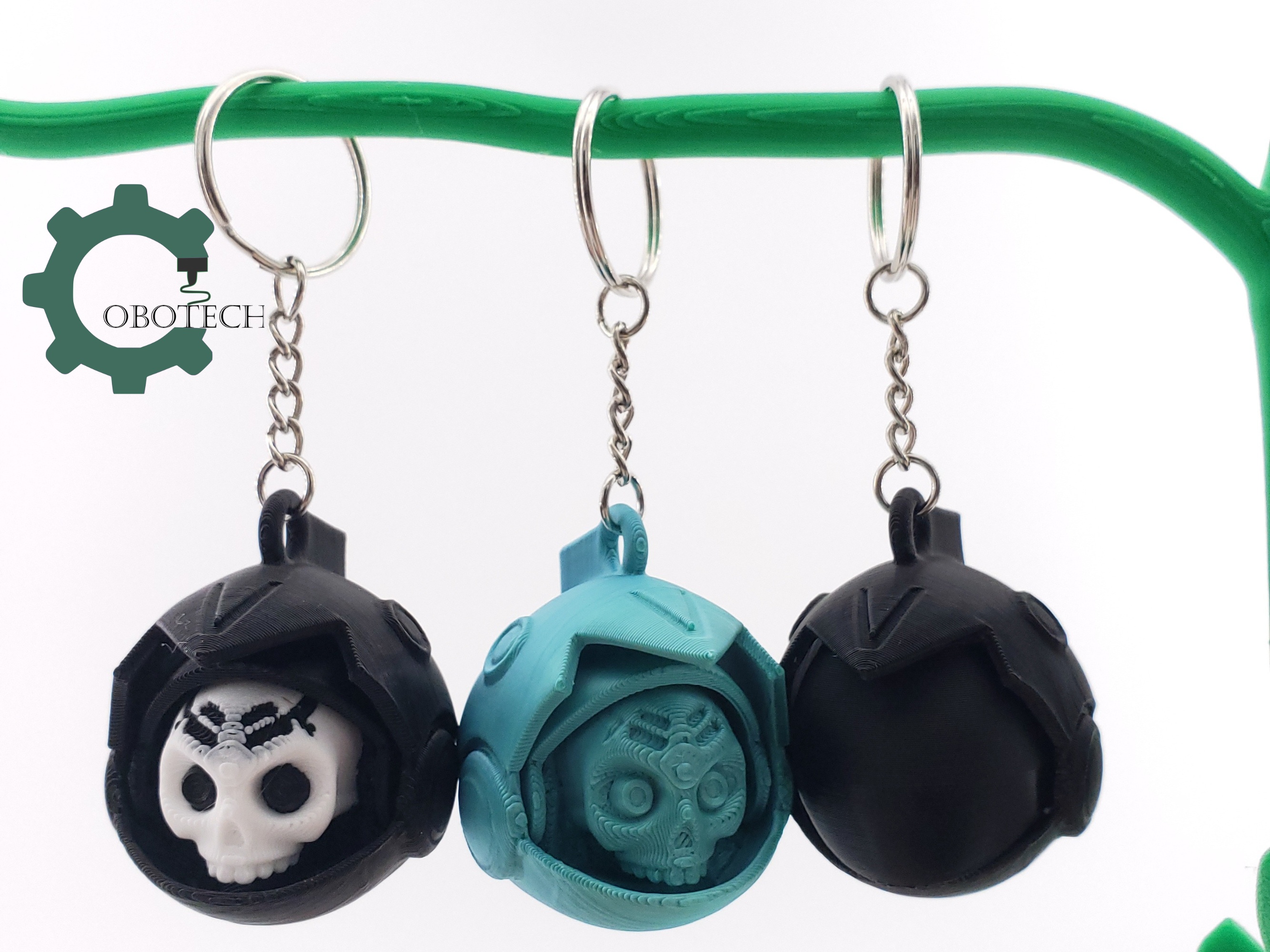 COBOTECH 3D PRINT ARTICULATED ROBOT SKELETON KEYCHAIN, ROBOSKELETON, ARTICULATED TOYS, HALLOWEEN DECOR