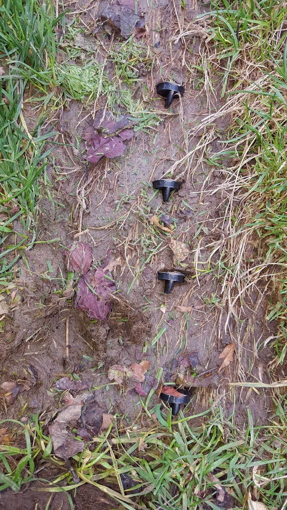 ROBOTIC LAWN MOWER SPIKES