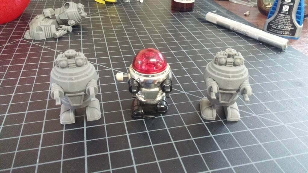 TOMY POCKET BOT MODEL
