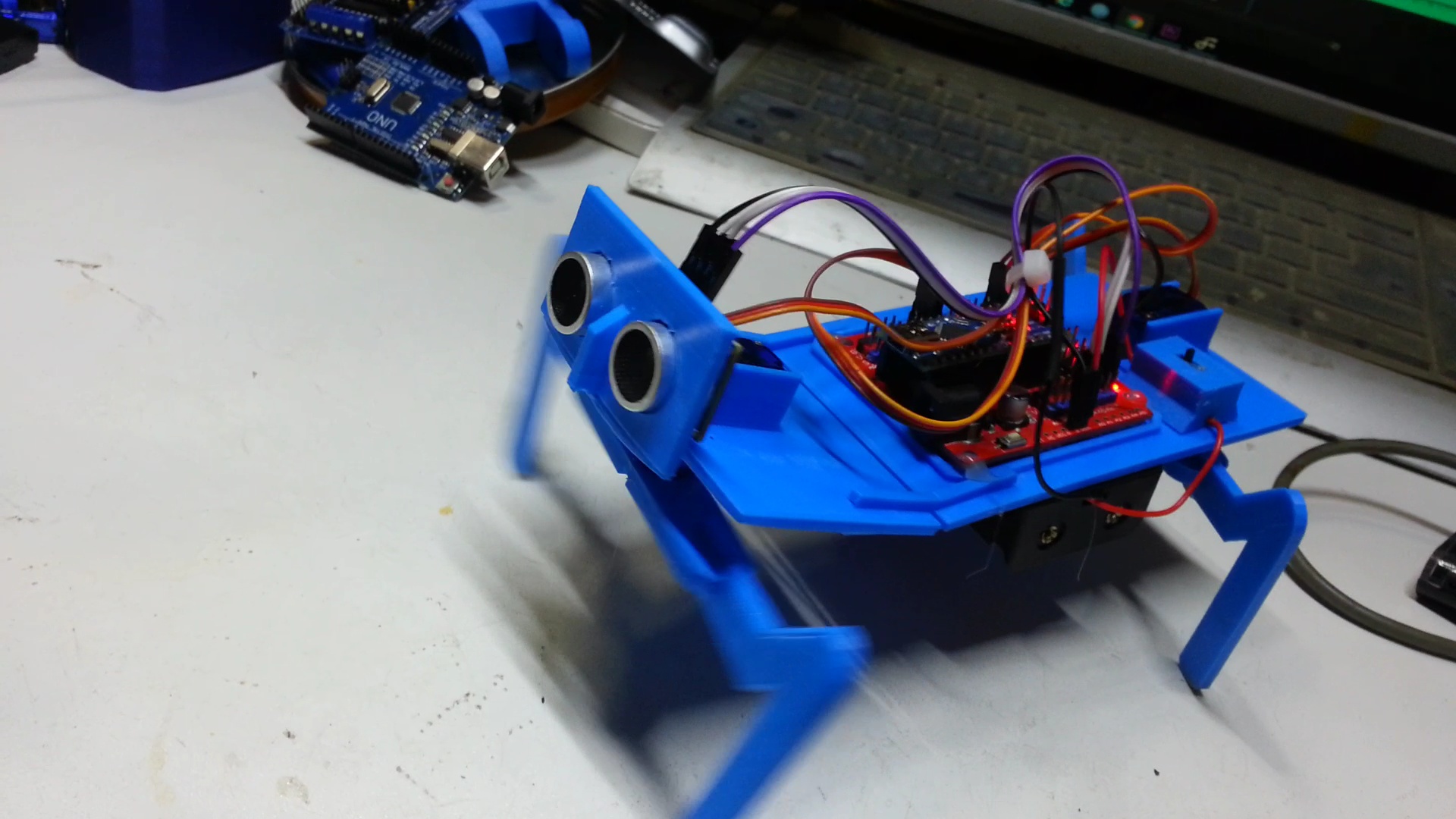 HOW TO MAKE A MANTIS ROBOT