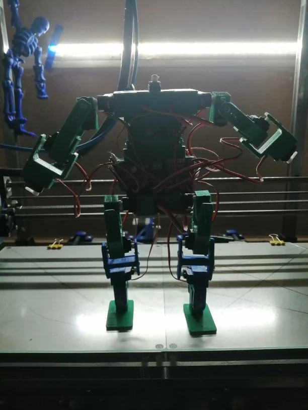 Structure robot ~20cm