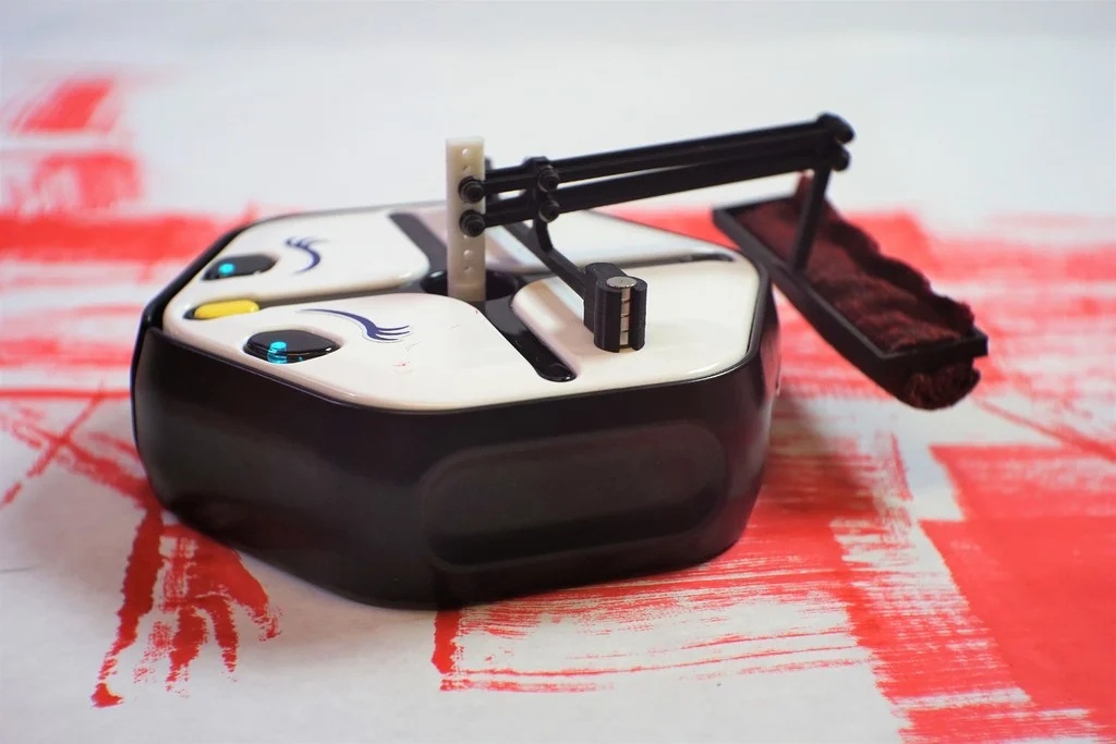 Root Robot painting attachment