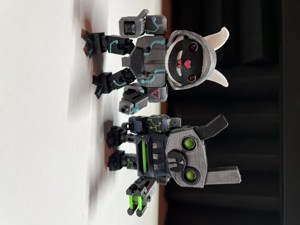 MECHKAWAII-ADDITIONAL HACKER FIGURES