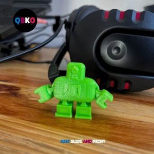 DESKTOP FIDGET FLEXI TOY. MINI BOT 2 (PRINT IN PLACE)