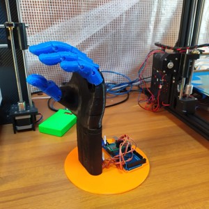 Arduino 3d printed hand
