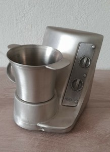 THERMOMIX FOOD PROCESSOR