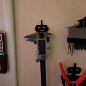 Robot Caliper Holder
