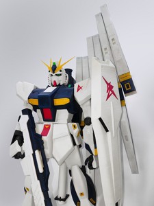Fully Articulated RX-93 Nu Gundam 