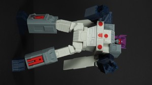 TRANSFORMERS MARVEL COMIC FORTRESS MAXIMUMS AND GRAND MAXIMUS