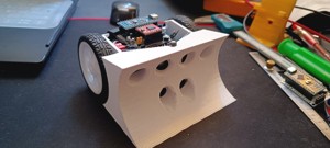 MINISUMO AMATEUR ROBOT 3 SENSORS