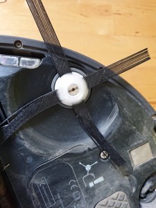 Roomba 876 brush