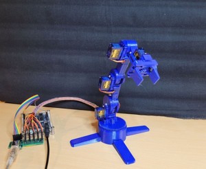 Blue SG90 mini robot arm
