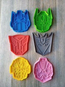 TRANSFORMERS CORTANTE DE GALLETAS