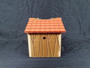 Birdhouse Camera Box