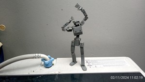 ROBOBRIX ARTICULATED ROBOT FIGURE
