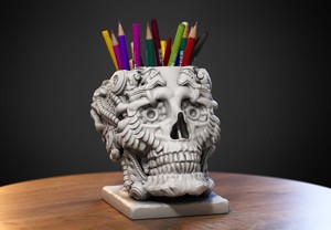 Robot skull pen holder Robot skull pen holder