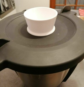 FUNNEL FOR MR. KITCHEN CONNECT FOOD PROCESSOR