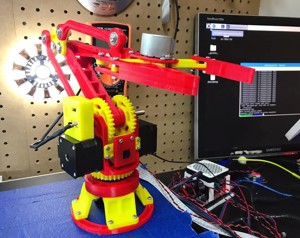 Robot Arm with Pi Camera Mount