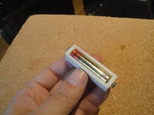 BATTERY COMPARTMENT WITH CONTACTS