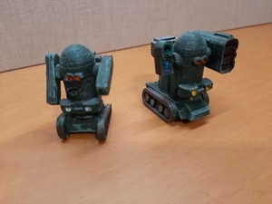 Android robot miniature
