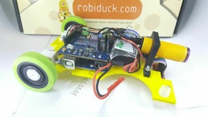HIZLI CIZGI İZLEYEN ROBOT GÖVDESI ( LINE FOLLOWER CHASSIS )