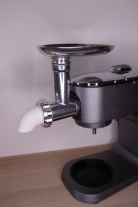 ATTACHMENT FOR GRINDING MEAT