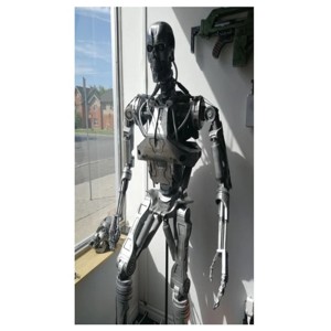 T-800 Model 101 Terminator (Full Scale)