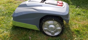 SPIKE ROBOT MOWER