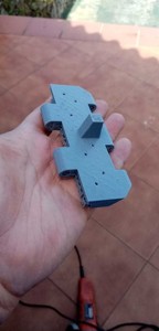Johnny 5 and Wall-E chain link